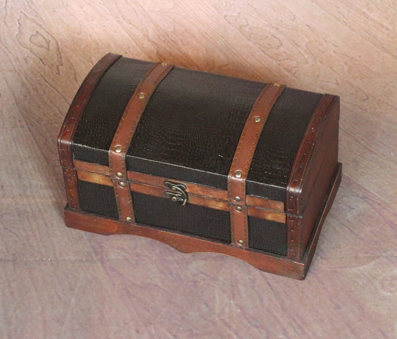 vintiquewise Vintiquewise(TM) Leather Wooden Chest/Trunk  - Image 4
