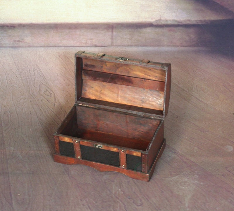 vintiquewise Vintiquewise(TM) Leather Wooden Chest/Trunk  - Image 3