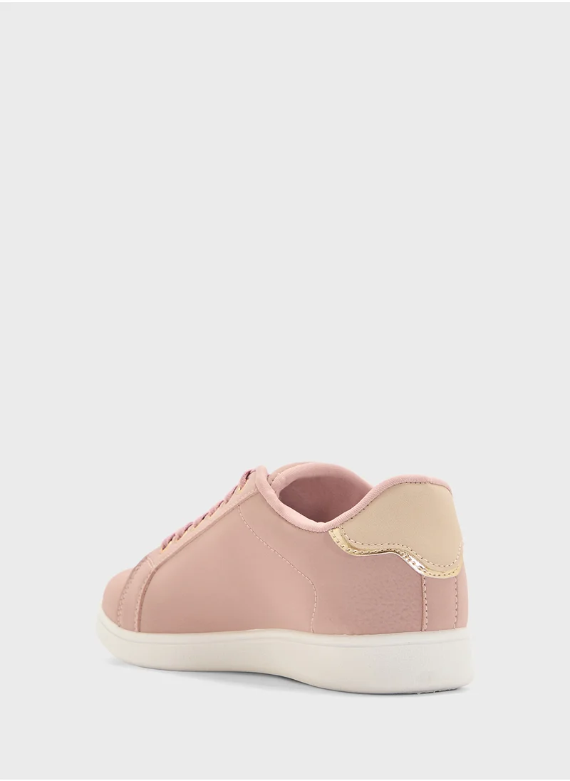 Andarina Metallic Stripe Sneaker