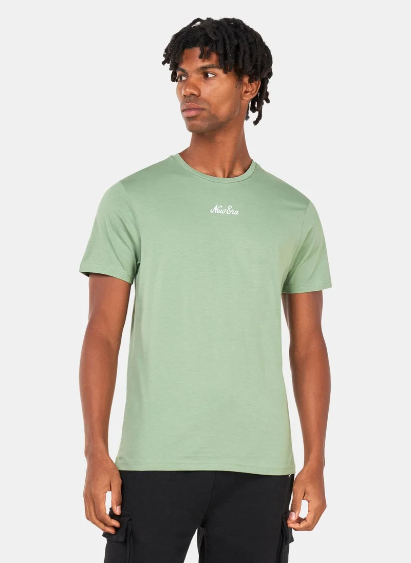 نيو ايرا Men's Essential Script T-Shirt