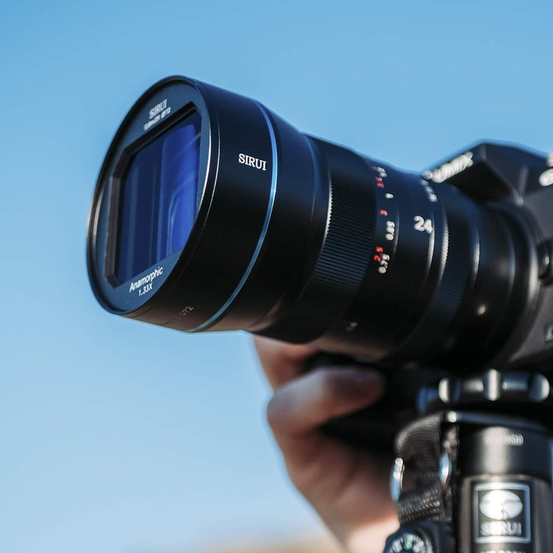 SIRUI 24mm Anamorphic Lens F2.8 1.33X APS-C Camera Lens for E Mount, Blue Flare - Image 2