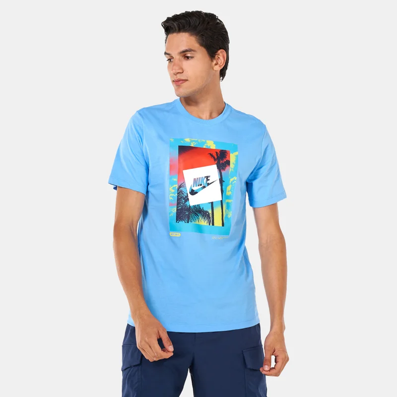 Nike Men's Sportswear Heatwave Photo T-Shirt