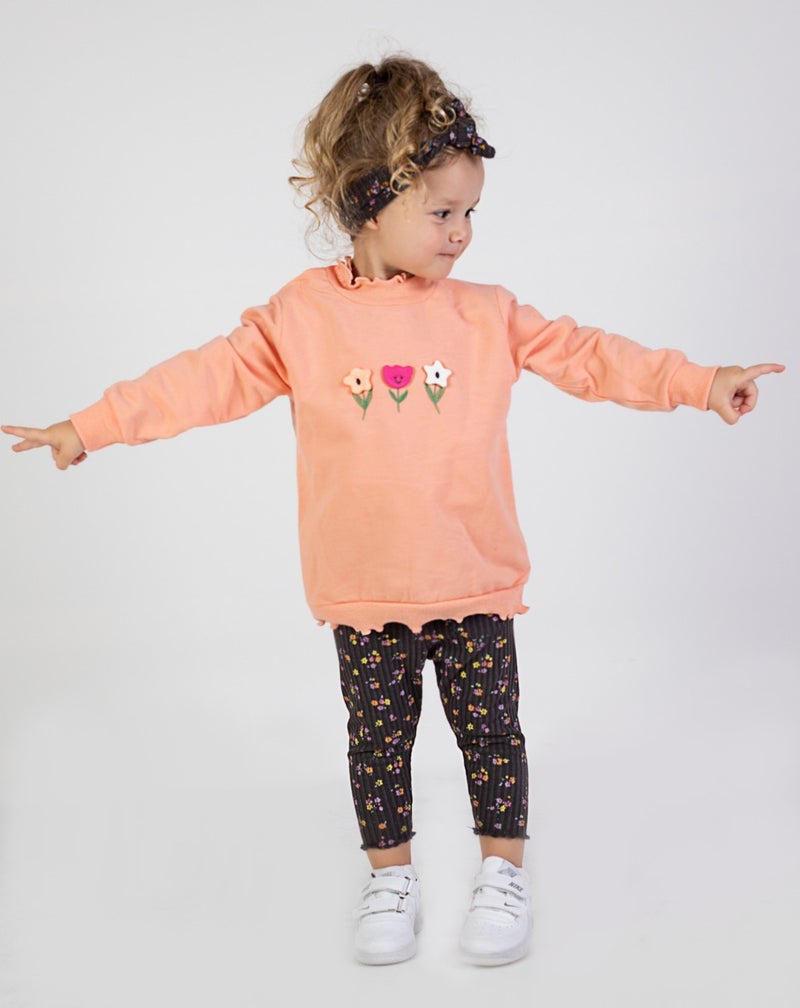 Harika Kids Baby Girl Two Yarn Fabric Medium Thickness Embroidered Bandana Included Knitted Basic Tracksuit Set  - Image 2