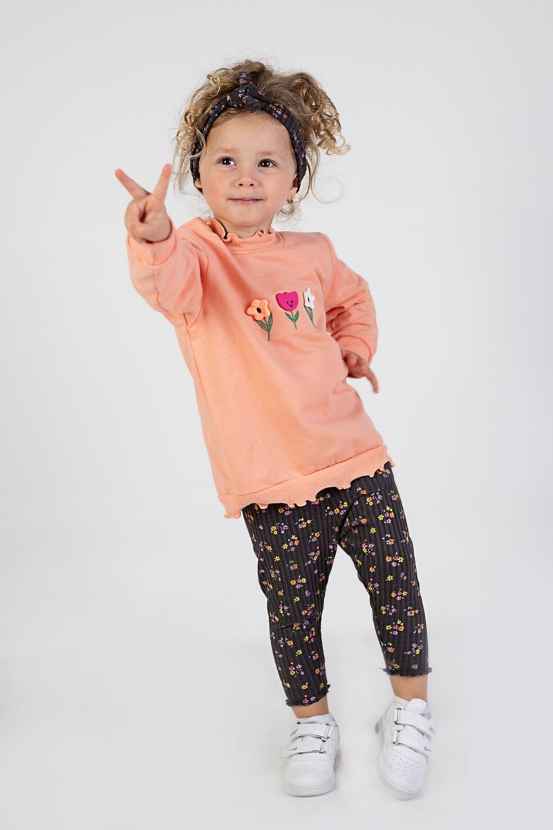 Harika Kids Baby Girl Two Yarn Fabric Medium Thickness Embroidered Bandana Included Knitted Basic Tracksuit Set  - Image 3