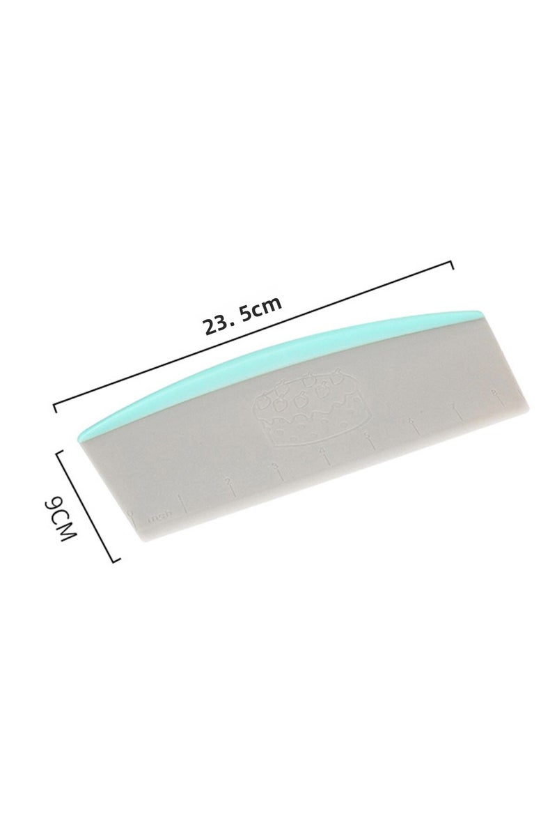 قطاعة معجنات بيضاء 9 بوصة، ملاعق بلاستيكية للكيك، مكشطة عجين بمقياس قياس، سكين زبدة، خبز