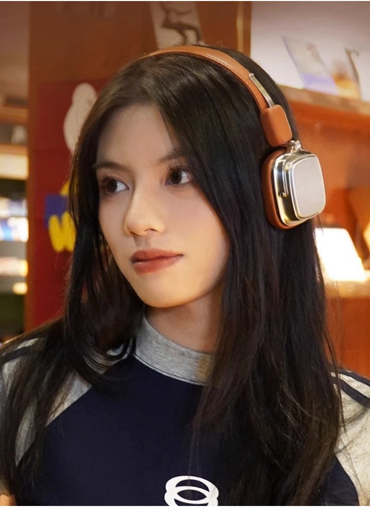 Generic Retro Bluetooth wireless headphones with stylish and long-lasting hard core HiFi lossless sound quality  - Image 2