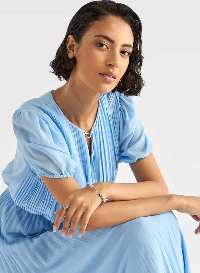 سبلاش فيڤ فستان بكسرات وياقة بفتحة عنق وأكمام منفوخة - Image 4