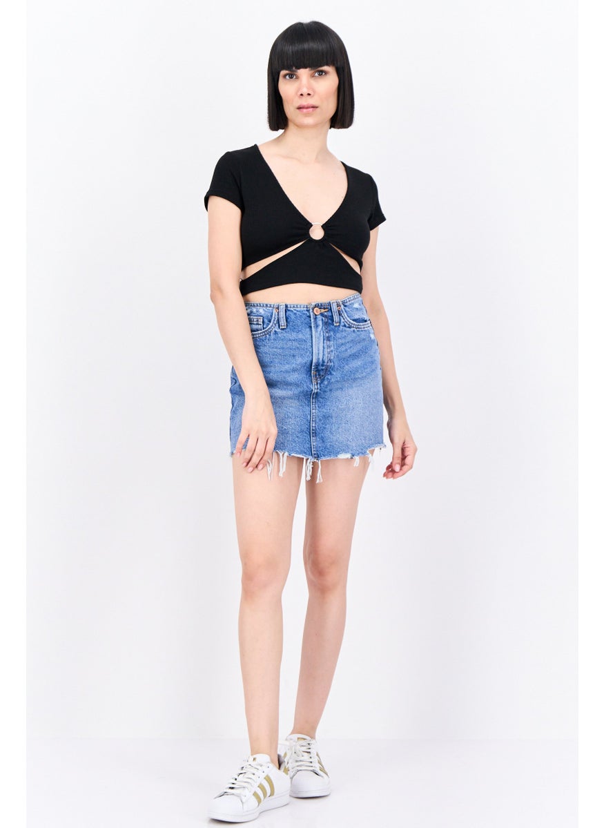 Bershka Women V Neck Short Sleeve Textured Top, Black  - Image 4