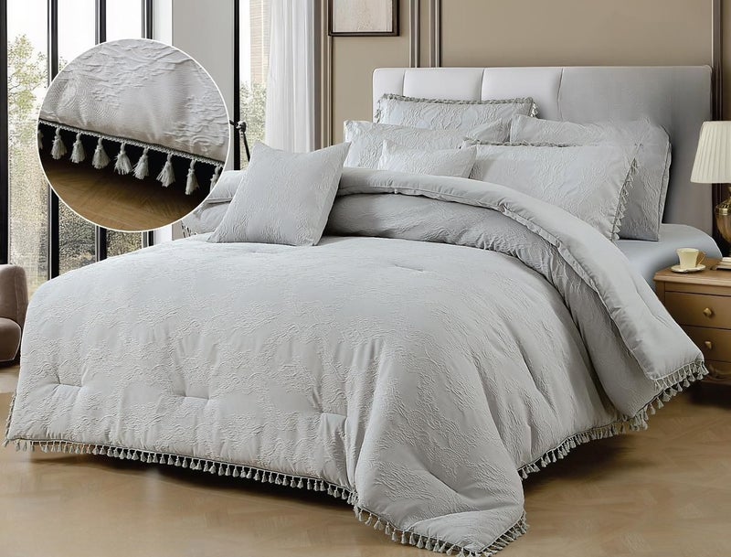 This 8-piece microfiber double bed sheet set adds luxurious elegance to your room with a touch of perfect comfort.