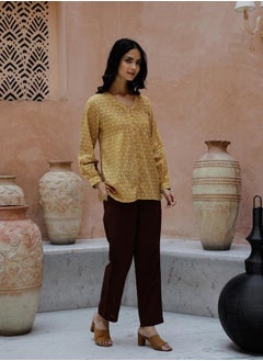 sanskrutihomes All-Over Print V-Neck Top with Straight Fit Trousers Co-Ords by Styli  - Image 4