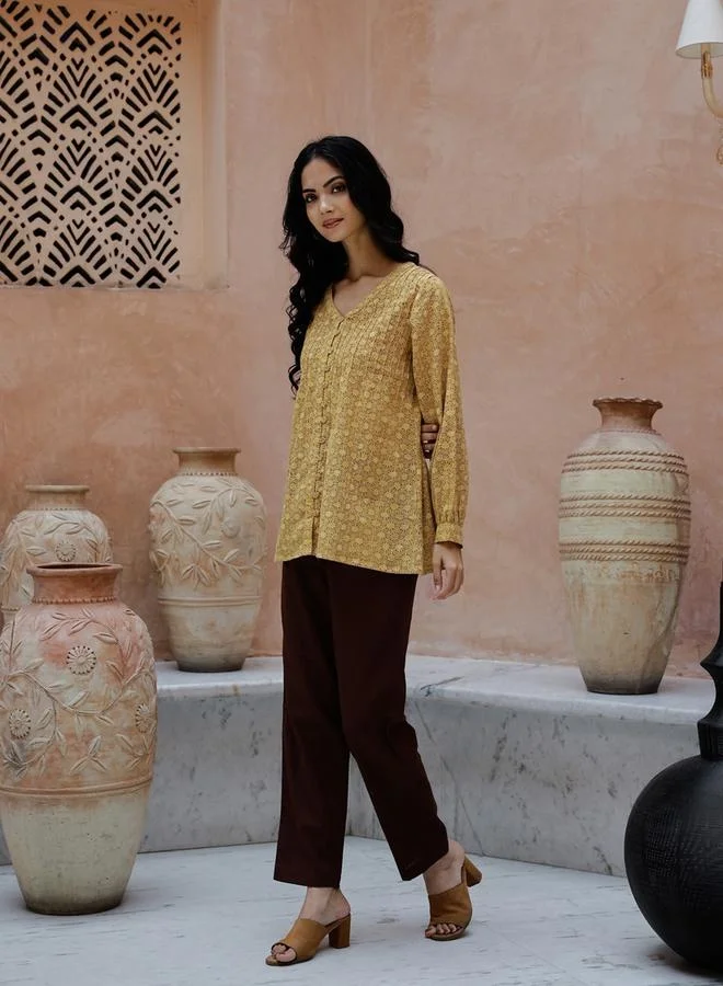 sanskrutihomes sanskrutihomes All-Over Print V-Neck Top with Straight Fit Trousers Co-Ords