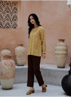 sanskrutihomes All-Over Print V-Neck Top with Straight Fit Trousers Co-Ords by Styli  - Image 3
