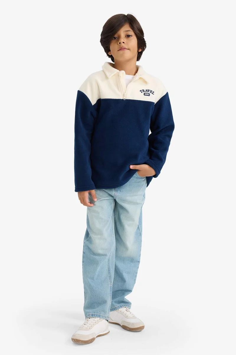 ديفاكتو Boy Oversize Fit Printed Polo Collar Sweatshirt