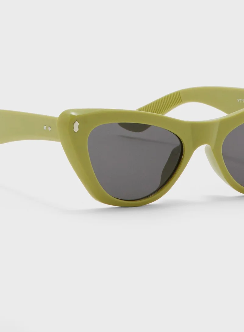 ايلا Cat Eye Sunglasses