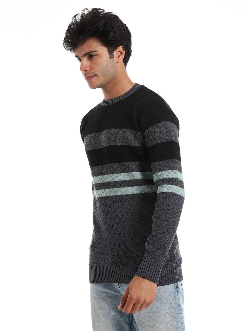 سيزار تيشرت صوف مزود بتصميات متعددة - Image 2