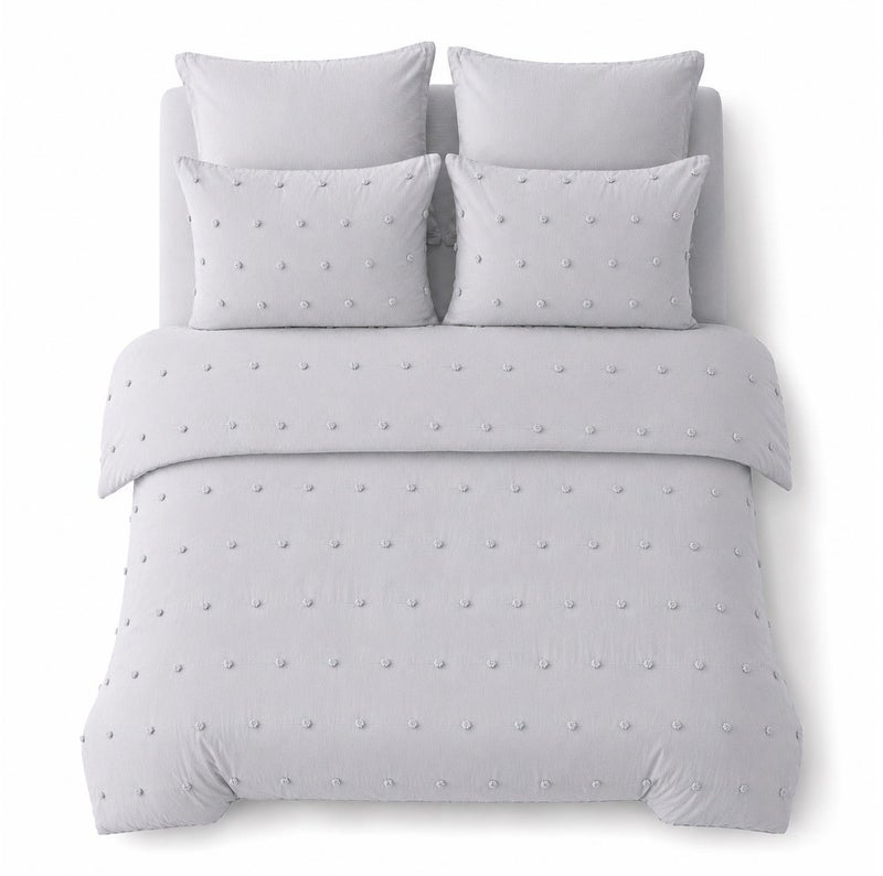 HOMETOPIA Luxury King Size 6-Piece Comforter Set 264×229 cm – Embossed Fabric, Ultra Soft & Breathable Fabric, Comfortable, All-Season Use, Premium Quality, Ideal for AC Rooms & Home Use in Saudi Arabia. - Image 2