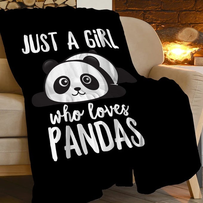 PANDA BLANKET CUTE PANDA PLUSH THROW BLANKET SUPER SOFT COZY WARM FLEECE JUST A GIRL WHO LOVES PANDA BEDDING BLANKET GIFTS FOR KIDS GIRLS BOYS WOMEN 40X50