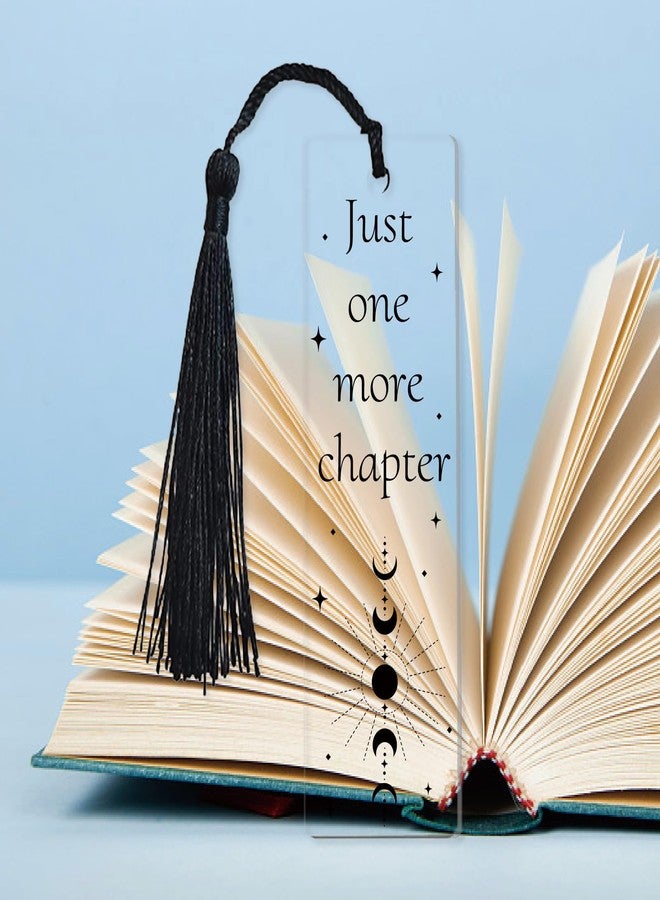 فواصل كتب على شكل مراحل القمر من CREATCABIN، مصنوعة من الأكريليك الشفاف مع شرابة سوداء، بتصميم مستطيل شفاف، تحمل عبارة "فصل إضافي واحد"، مثالية لمكتبات محبي الكتب، أو كهدية تخرج. مقاس 1.3 × 4.6 بوصة. - Image 5