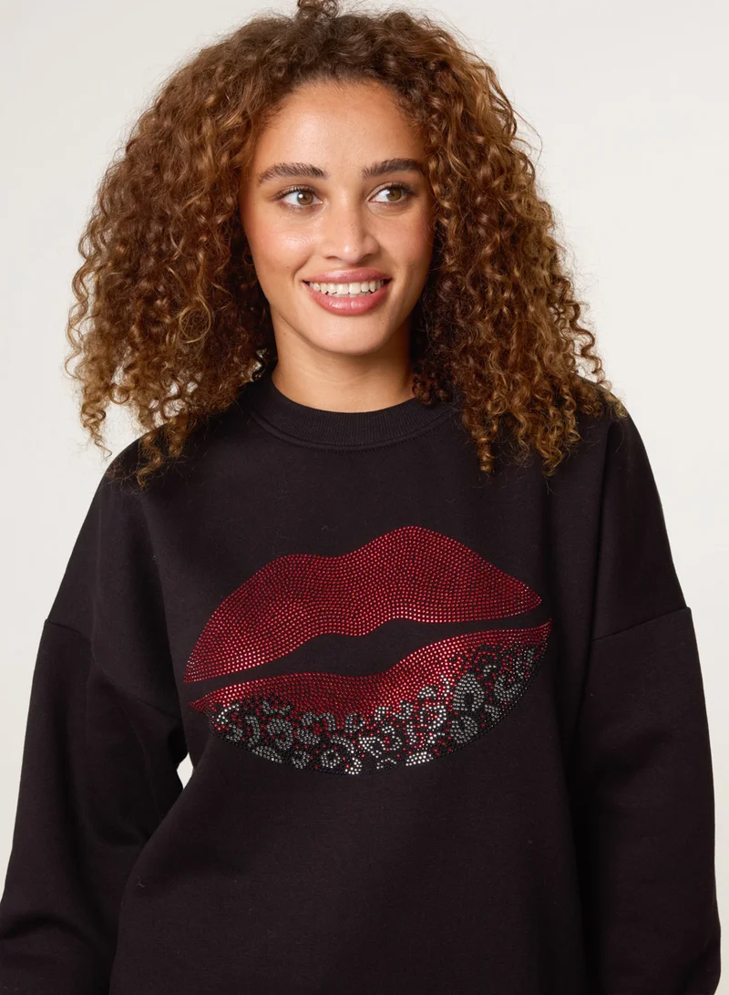 بلو فانيلا بلوزة بتصميم شفاه مرصعة بالكريستال