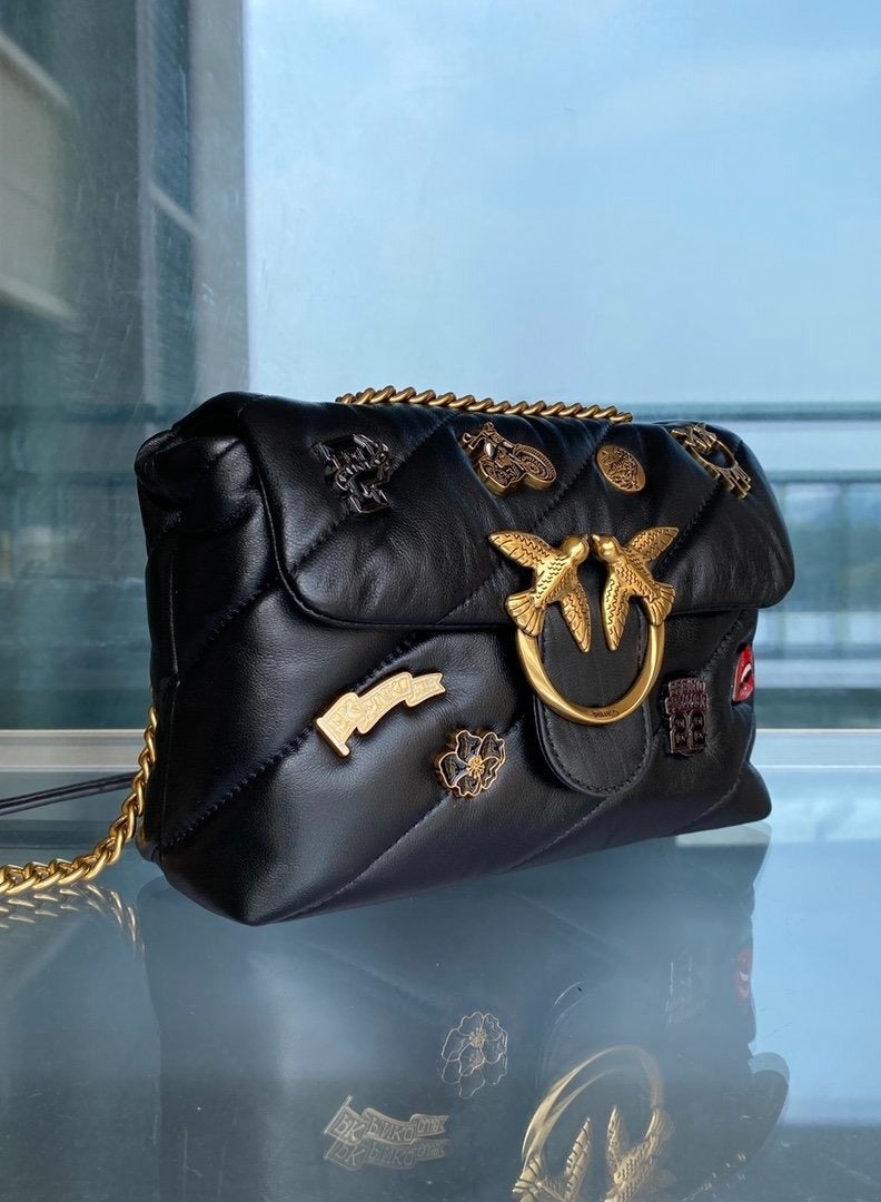 Pinko Chain Badge Crossbody Shoulder Bag 21*15*9.5cm - Image 2