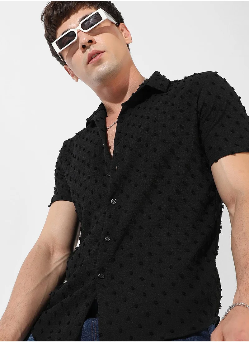 كامبوس سوترا Men's Black Textured Regular Fit Casual Shirt