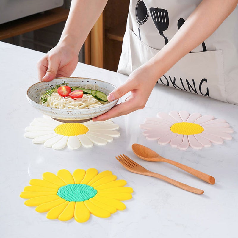 2Pcs Flower Shape Place Mat Tableware Mat Dining Table Ornament Heat Resistance Mat - Image 5