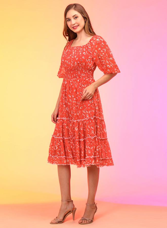 جلو باص فستان ميدي نسائي من الشيفون بطبعات زهور وأكمام بالون باللون الأحمر - Image 2