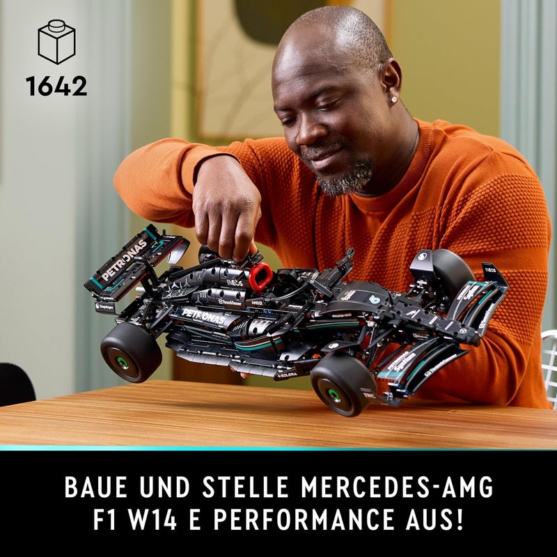 LEGO مجموعة LEGO Technic مرسيدس- AMG F1 W14 E للأداء للبالغين للبناء 42171 - Image 3