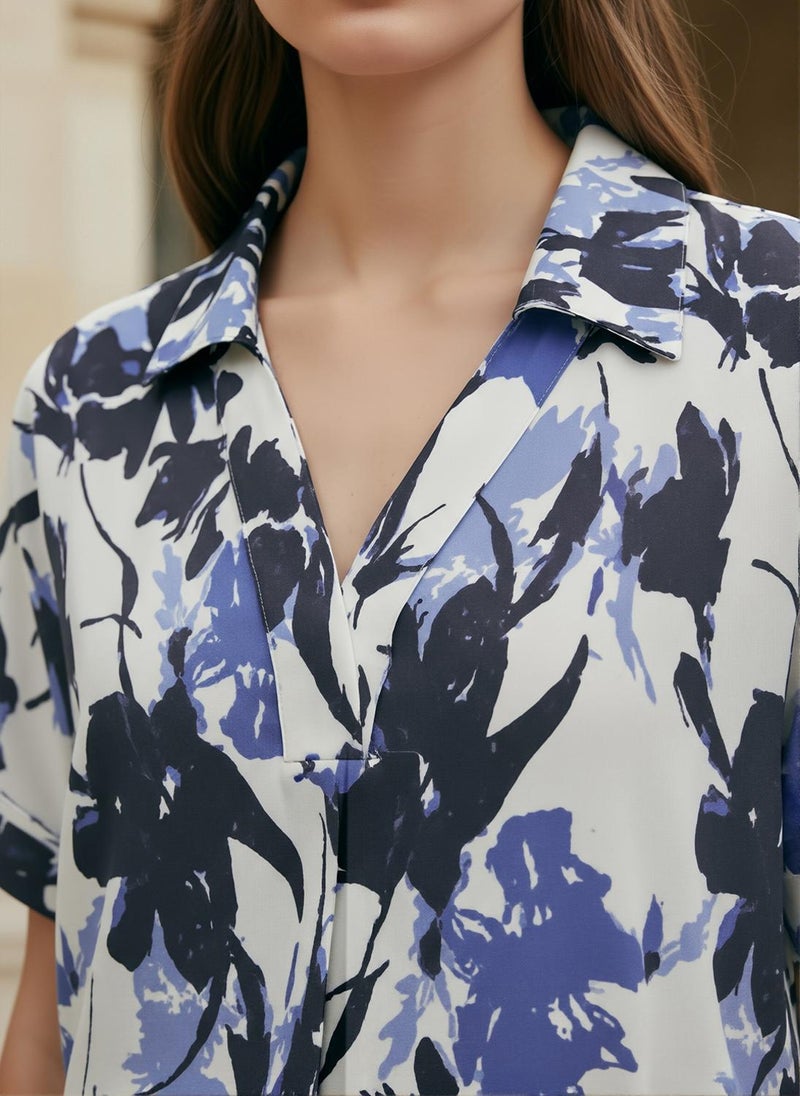 Globus Women's Blue Casual Floral Top with V-Neck and Gathered Detail - Image 5