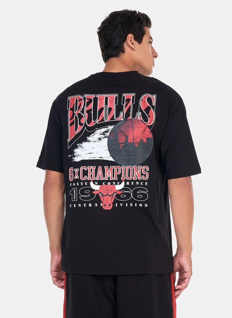 نيو ايرا Men's NBA Chicago Bulls Championship T-Shirt