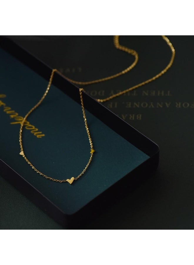 يوكانبي عقد قلب دقيق من الفولاذ التيتانيوم مع سلسلة عظمة الترقوة بتركيب 18K | أنيق، متعدد الاستخدامات، طقم عقد وسوار - Image 5