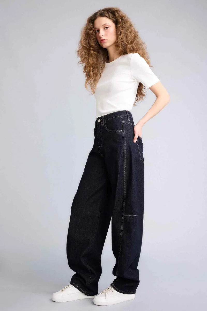 ديفاكتو Baggy Fit High Waist Jeans