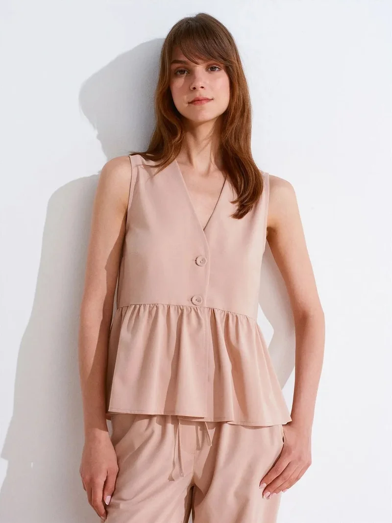 ديلفين Dilvin Sleeveless Crepe V-Neck Button Blouse