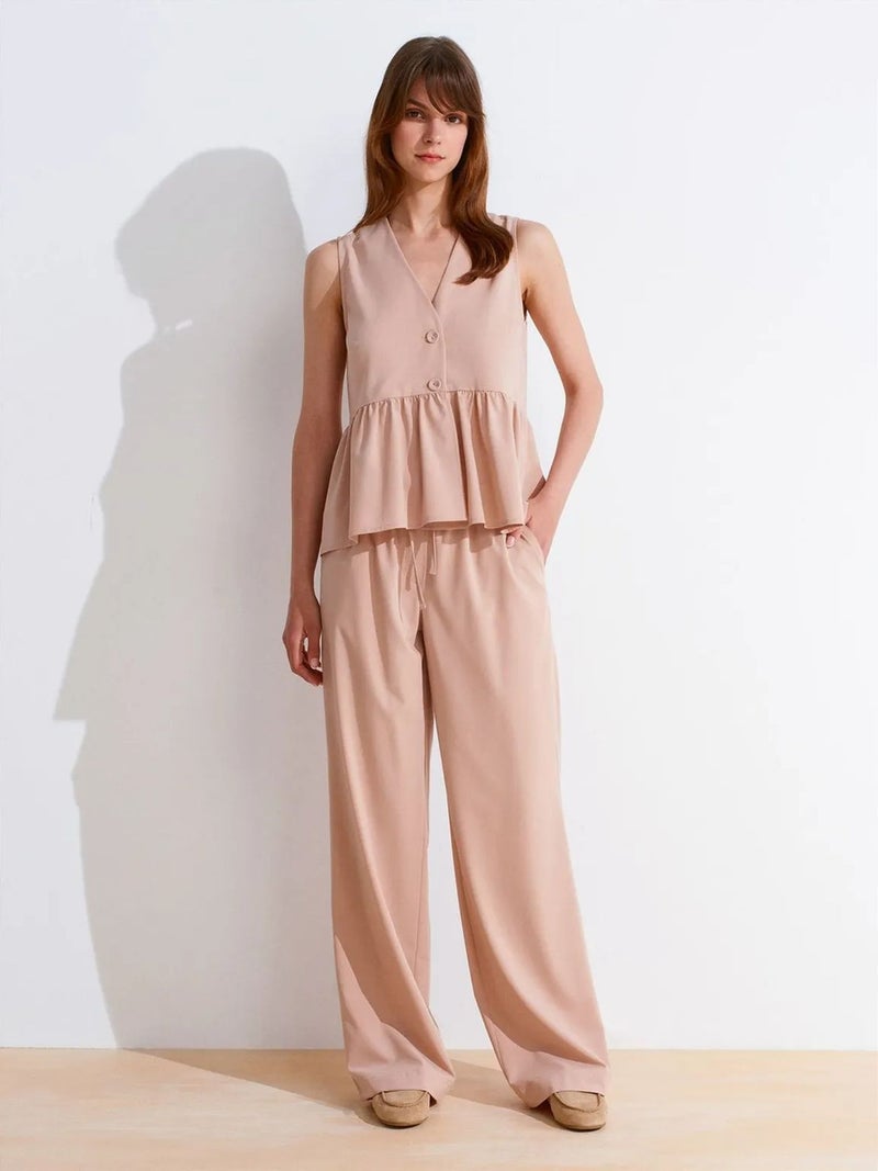 DILVIN Sleeveless Crepe V-Neck Button Blouse - Image 3