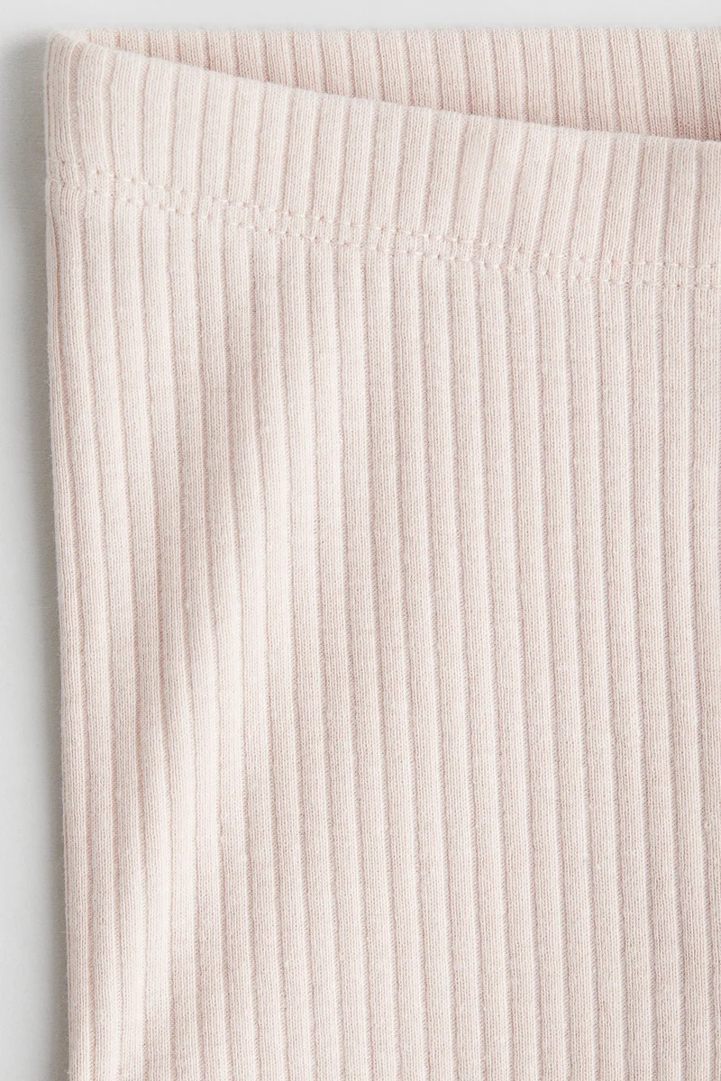 اتش اند ام لغينغز من القطن بتصميم مرن