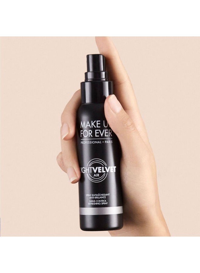 ميك اب فور ايفر Makeup forever LIGHT VELVET AIR MIST Shine-control refreshing spray - Image 3