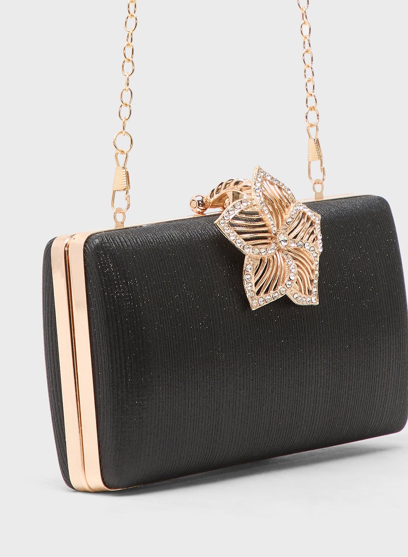 خزانة حقيبة يد مزينة بلمسات ذهبية - Image 4