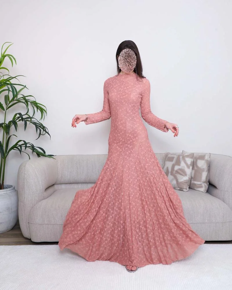 Opera Fashion Dusty Pink Soft Lace Evening Dress with Long Sleeves