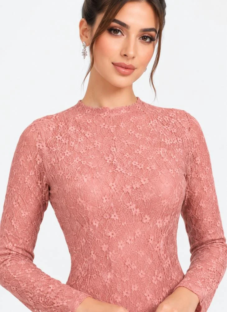 Opera Fashion Long-Sleeve Lace Evening Gown