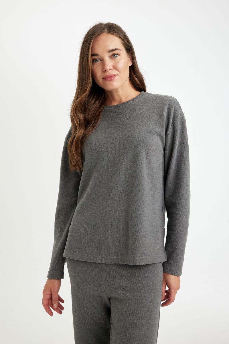 Woman Regular Fit Crew Neck Selanik Fabric T-shirt