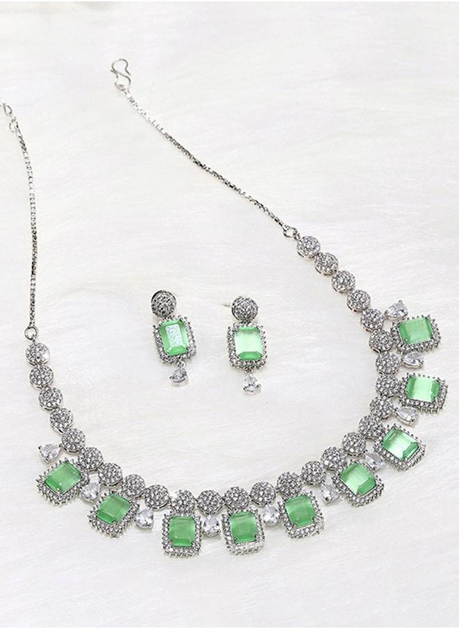 VOYLLA Sparkling Elegance Green Stones Necklace Set  - Image 1