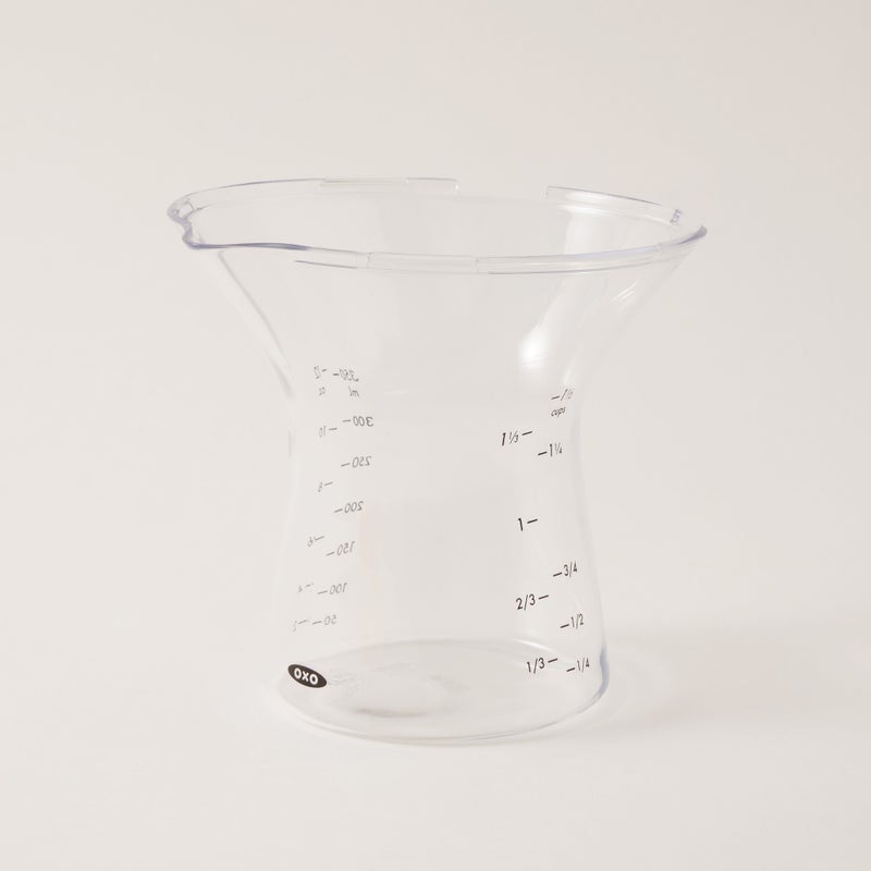 OXO plastic citrus juicer with measuring cup 350ml, 5.2"* 5.7"* 8.5" - Image 5