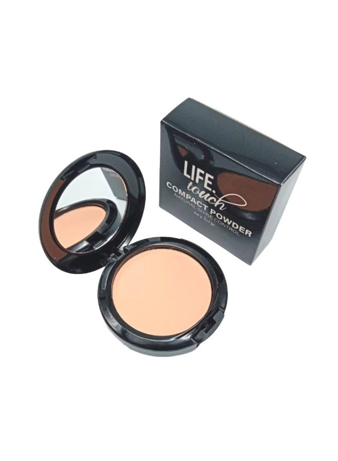 LIFE touch Life.touch Compact Powder - Natural Shine Control with Velvety Finish - Shade - 04 - Image 2