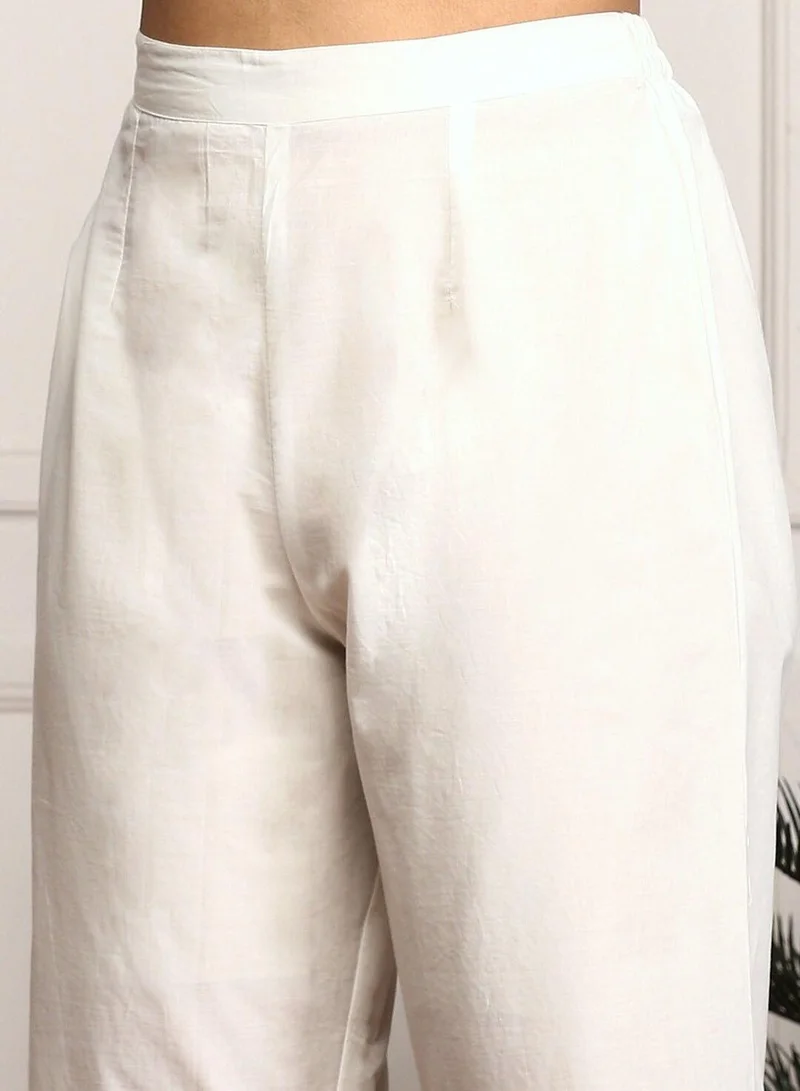 ISHIN Regular Fit Three-Quarter Sleeve Printed Off White Cotton Woven Kurta Set For Women Flat Collar Perfect For Wedding And Engagement Pull On Closure