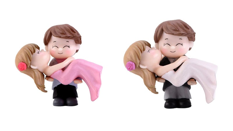BHOOLU&GOOLU Sweety Lovers Couple Hug Style Figurine Miniature- Style 11 -(4 pcs/Set) - Image 1
