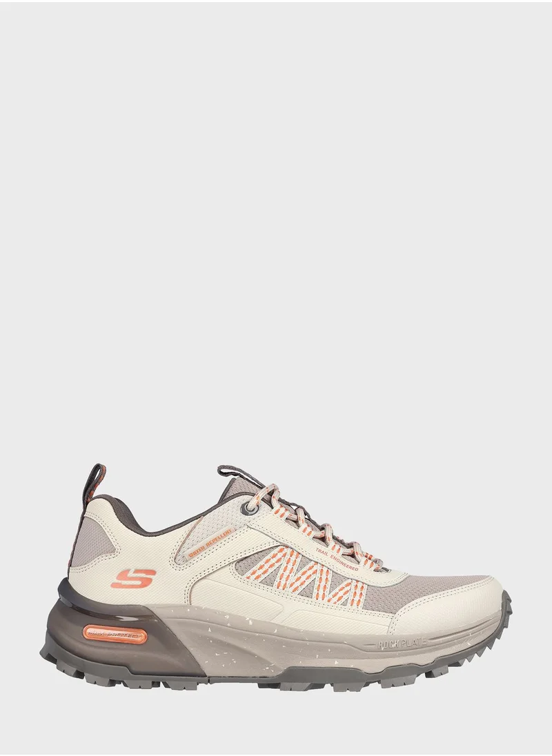 SKECHERS Max Protect Legacy