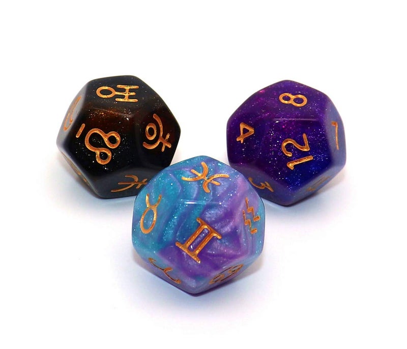 CREEBUY 3 Pieces Acrylic Pearl Astrological Dice for Constellation Divination Accessory 3 Colors D12 Glitter Dice Set - Image 1