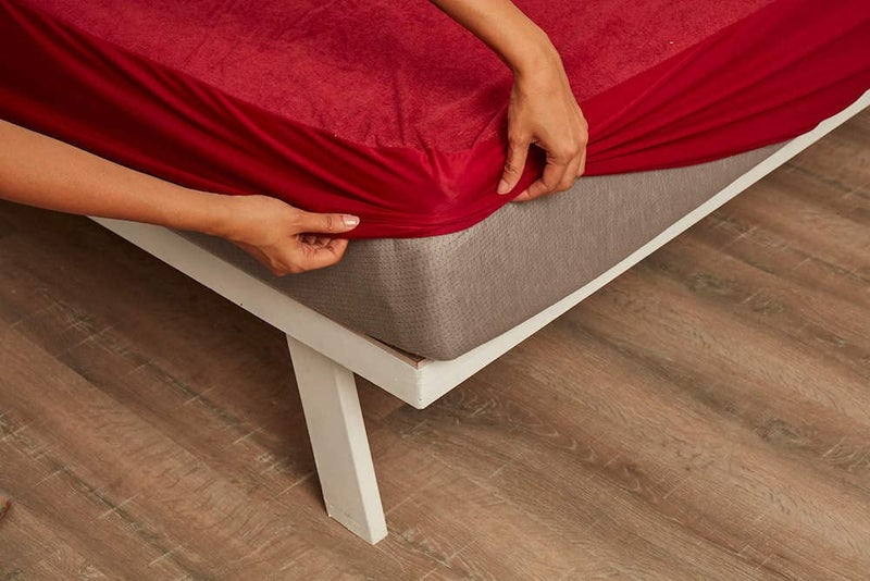 Wakefit 100% Waterproof Premium Cotton Mattress Protector | Breathable and Hypoallergenic Ultra Soft Fitted Bed Protector 72"x60" - Queen, Maroon - Image 1