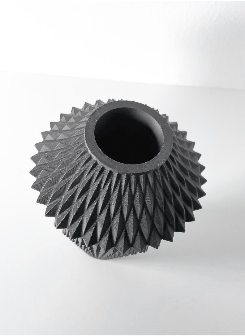 3D Brothers - The Vantori Vase - Elegant Modern Design for Sophisicated Home Decor - Image 1