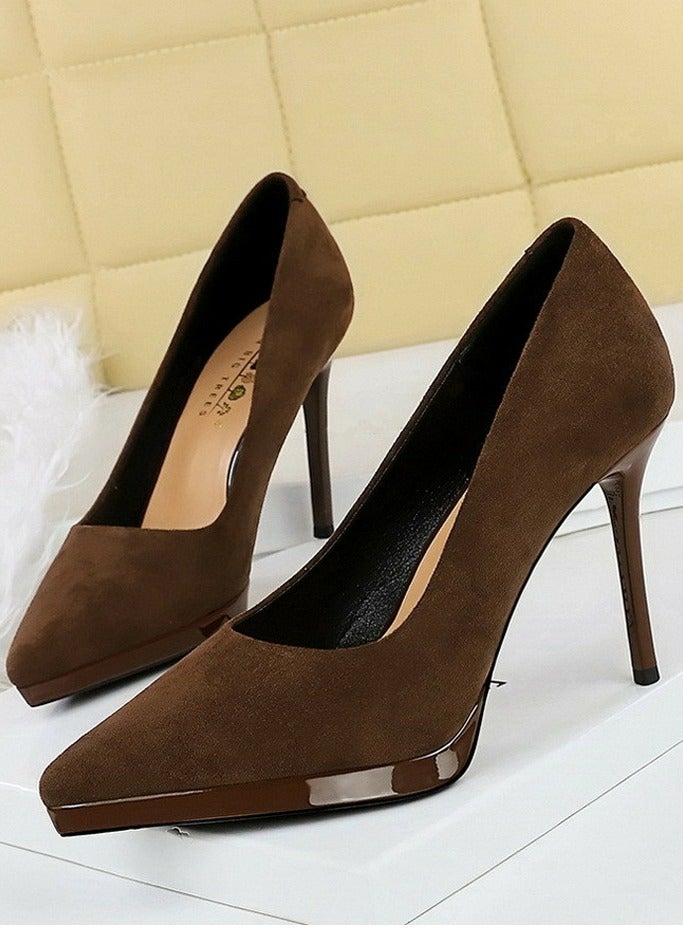 بيج تري المرأة مغلقة أشارت إصبع القدم الكعب العالي مضخات الحزب بني داكن 10.5CM - Image 1